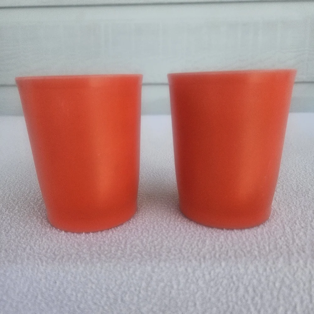 Tupperware 8oz 6oz Tumblers Plastic Cups Avocado Green Orange 1320 Set of 4
